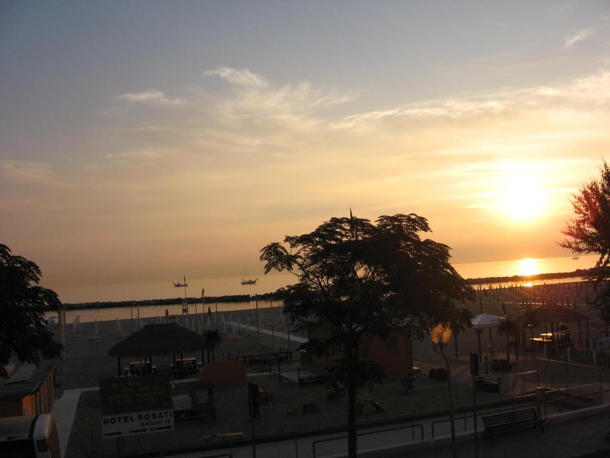 Hotel Rosati Rimini Ngoại thất bức ảnh