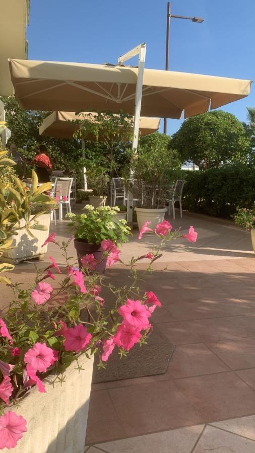 Hotel Rosati Rimini Ngoại thất bức ảnh