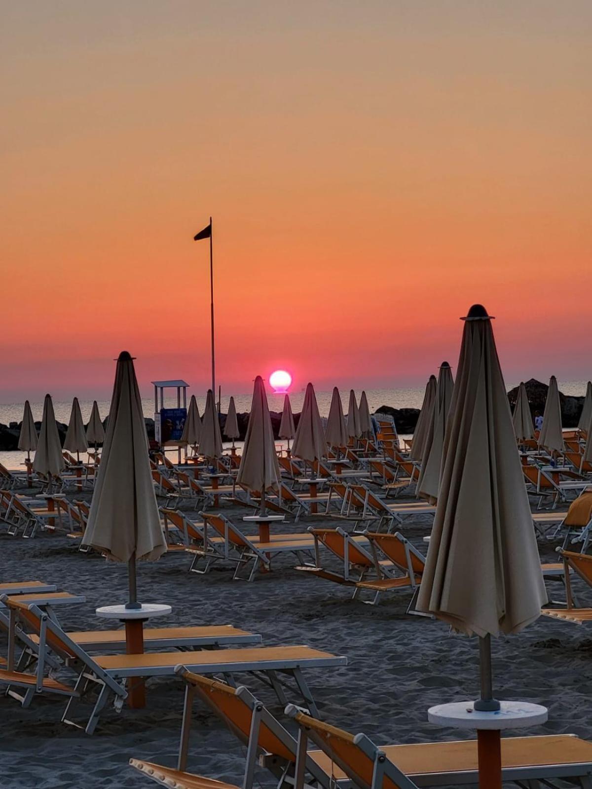 Hotel Rosati Rimini Ngoại thất bức ảnh